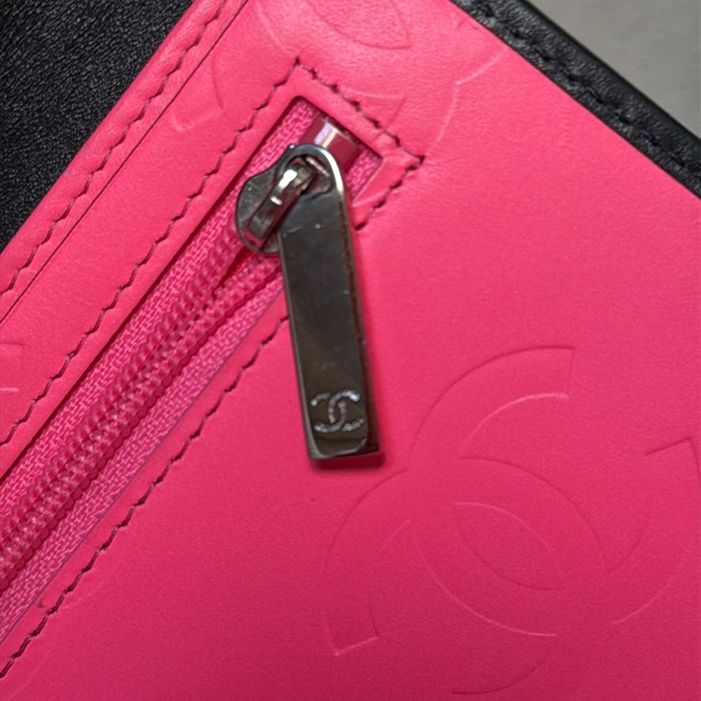 CHANEL Interlocking CC Cambon Calf Leather Enamel Black/Pink Wallet/Clutch/WOC - Picture 14 of 17